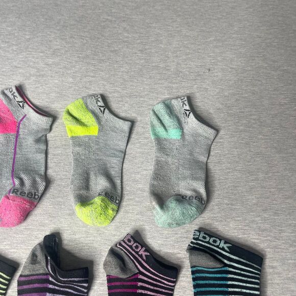 Reebok Women’s Athletic Performance Mismatched 7 Ankle Socks - Picture 4 of 7
